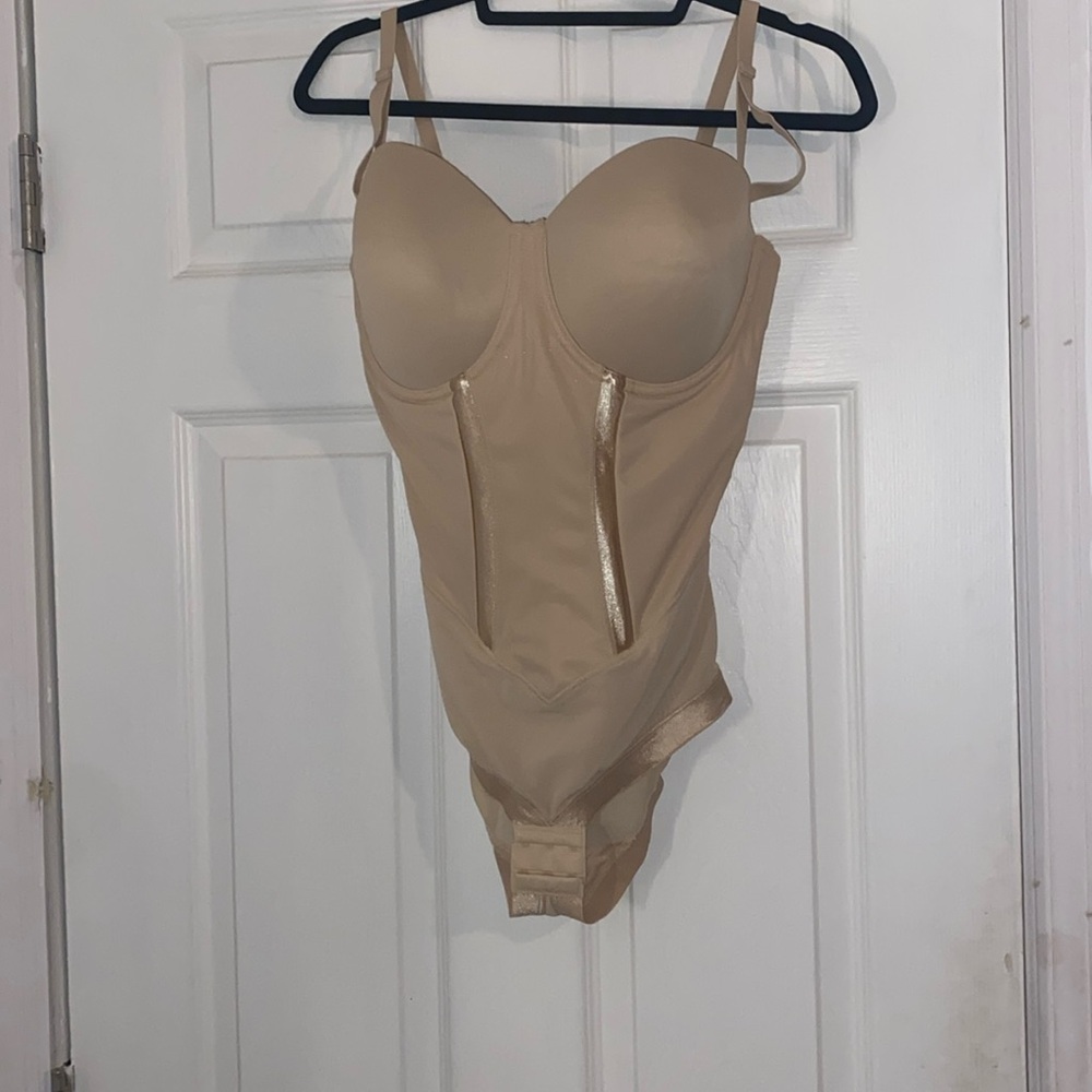 Beige Nude Flexees Bodysuit Body Shaper Style 1256 Underwire
